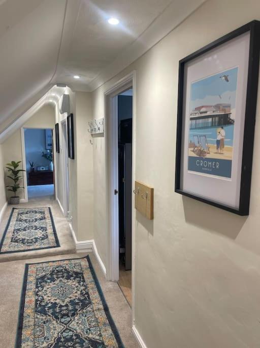 Calm In The Centre Of Cromer Exterior photo